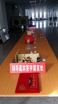 杏林春暖展芳華 醫(yī)學(xué)院校園文化藝術(shù)巡展活動側(cè)記