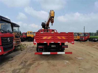 隨車吊市場主流品牌解析 東風華神、徐工、三一與程力的選擇之道